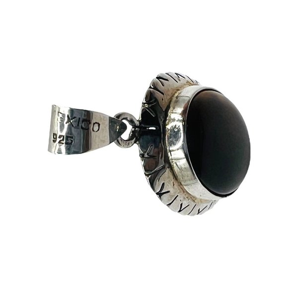 Vintage Mexico Taxco 925 Silver Tiger Eye Oval Pendant With Intricate Design - Picture 7 of 11